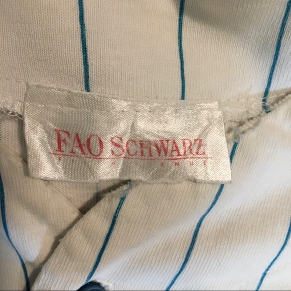 Vintage FAO SCHWARZ team FAO Schwarz pin striped baseball jersey inspired shirt. - Picture 10 of 10